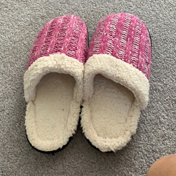 Isotoner slippers